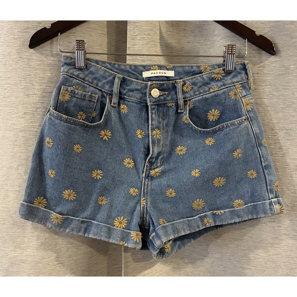 Pacsun Women's Flower Print Denim‎ Mom Fit Jean Shorts Size 24